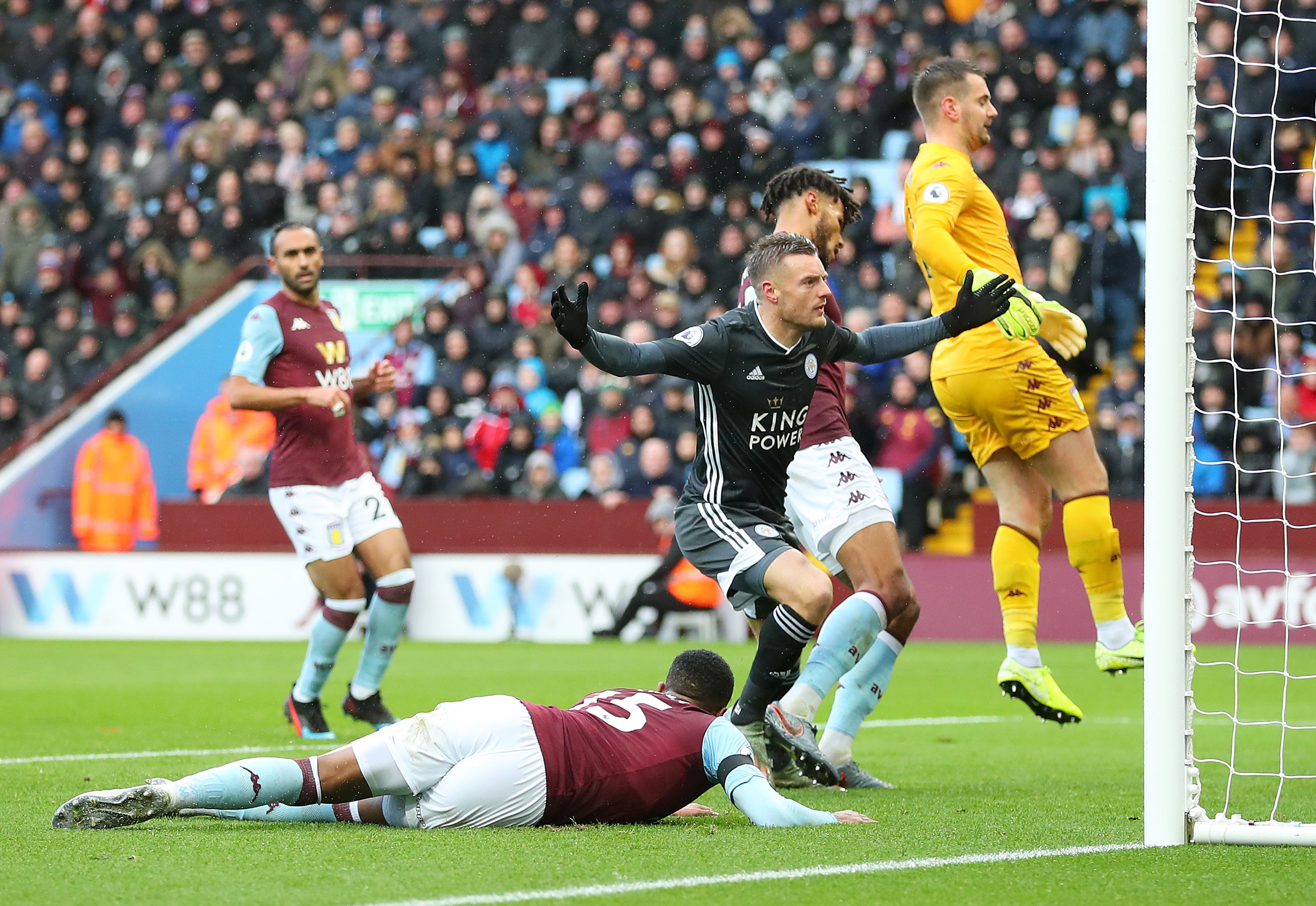 卡梅隆的防 卡梅隆的防