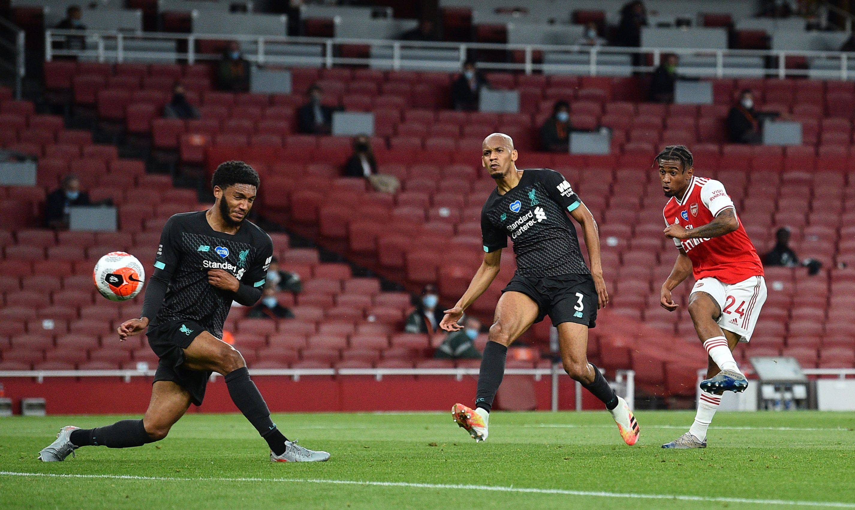 痛苦倒地 痛苦倒地